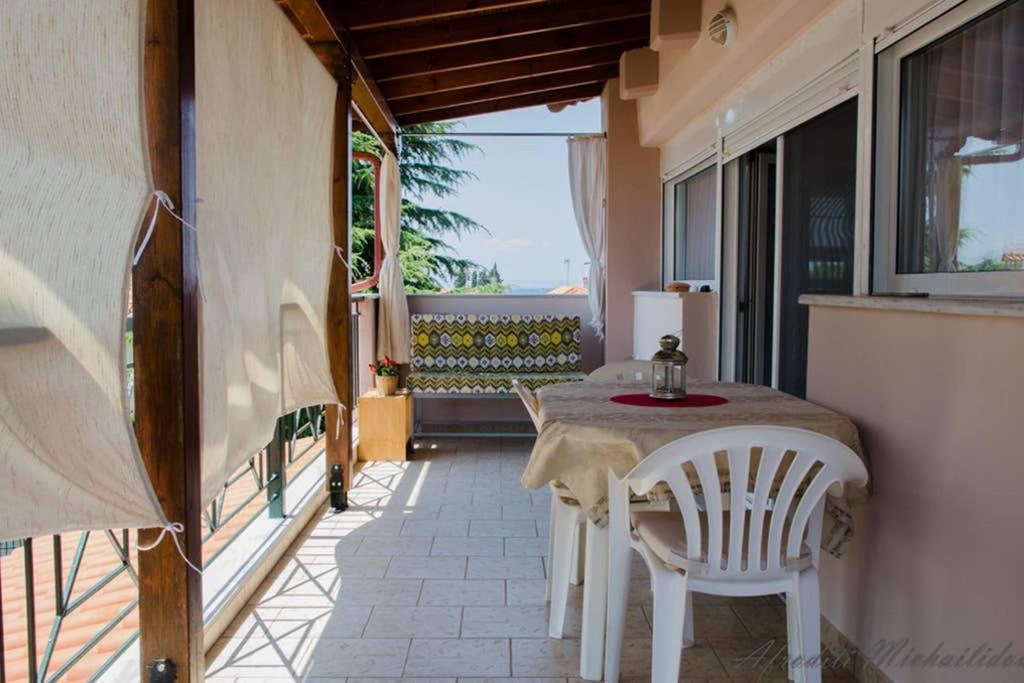 Paressa'S House Apartment Nikiti  Exterior photo