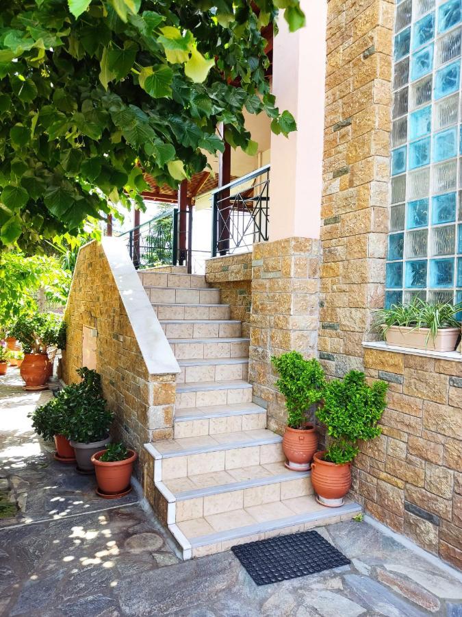 Paressa'S House Apartment Nikiti  Exterior photo